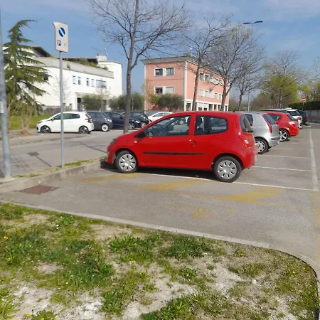 Garda Felice Apartment *