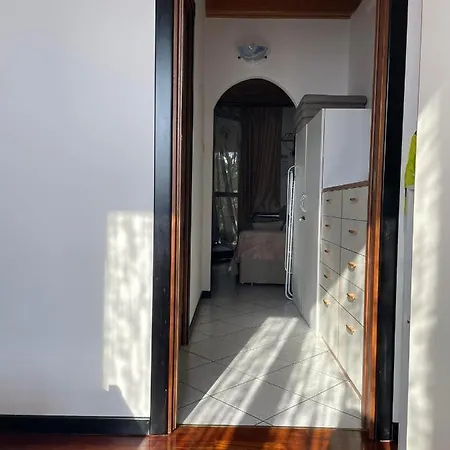 Garda Felice Apartment *