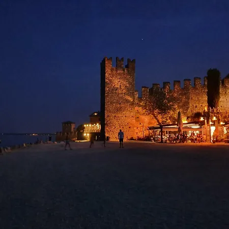 Garda Felice Apartment *
